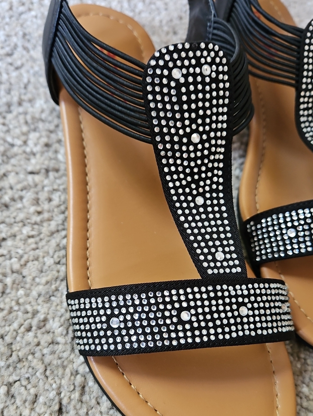 Bongo Rhinestone T-Strap Flat Sandals - Black/Tan Size 7 - Picture 6 of 7
